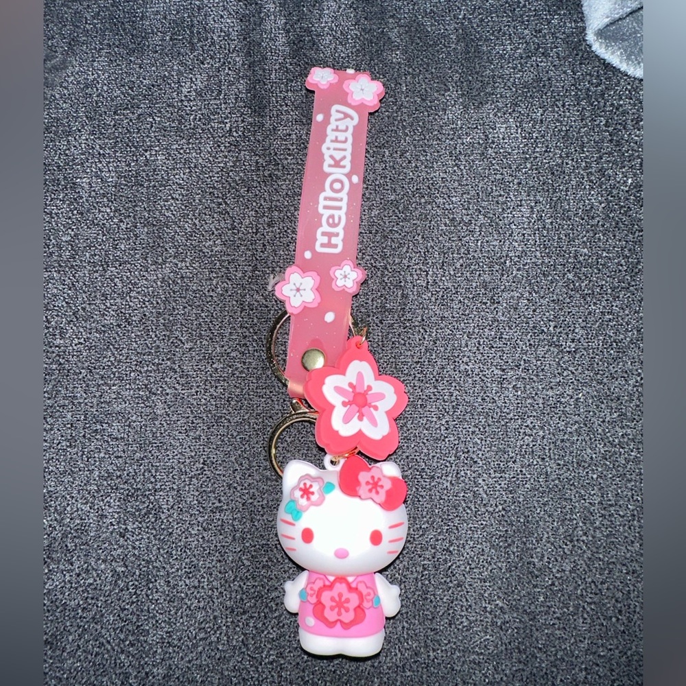 Brand new Hello kitty Hawaiana Chain